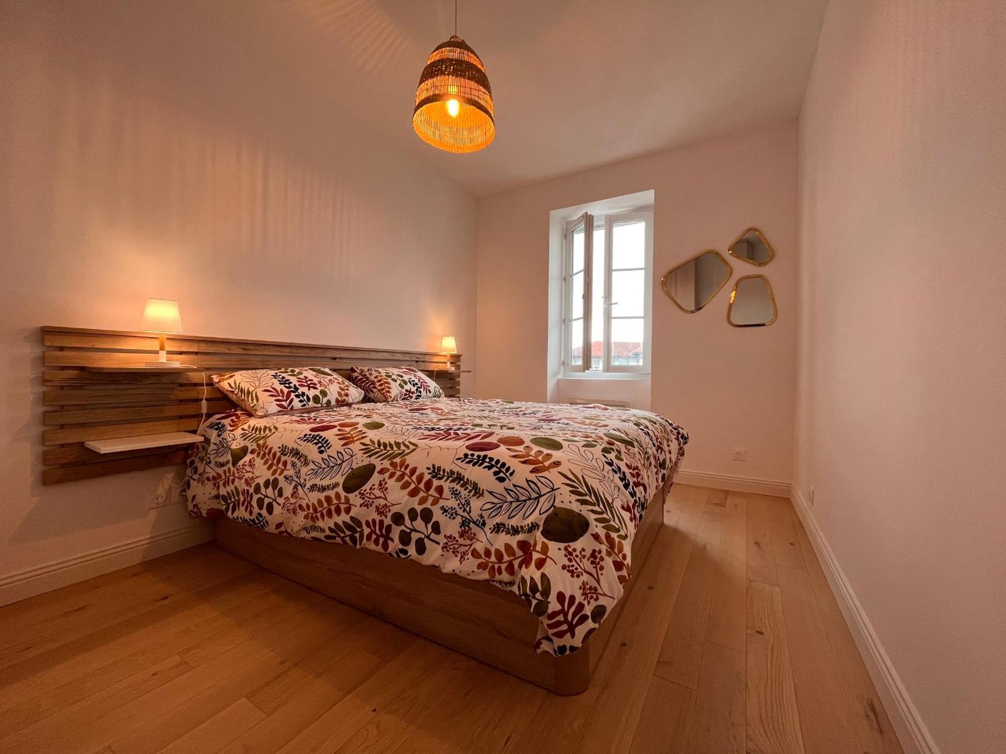 Appartement Lumineux 3 Pieces Pres Des Halles Et De La Plage, Wifi, Clim, Parkings Proches - Fr-1-239-910 แซ็งฌองเดอลูซ ภายนอก รูปภาพ